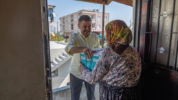 BAŞKAN TUNCER’DEN ÖRNEK HAREKET, MEZİTLİ’DE YARDIMLAR KAPI KAPI DAĞITILDI